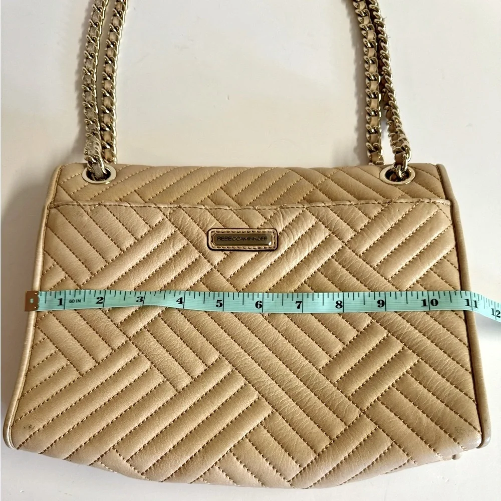 Rebecca Minkoff - Fold over quilted leather cream bag with Gold chain straps